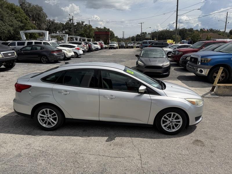 Ford Focus SE Sedan 2015