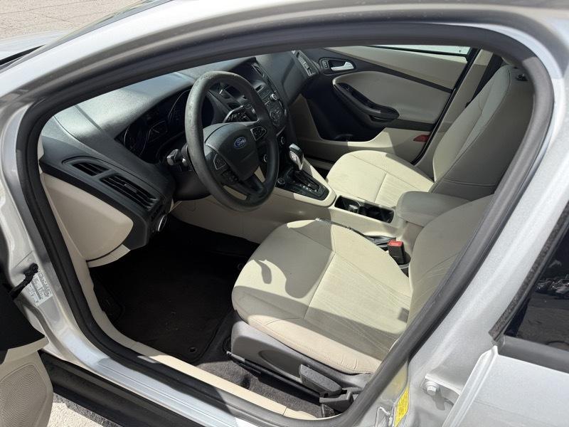 Ford Focus SE Sedan 2015