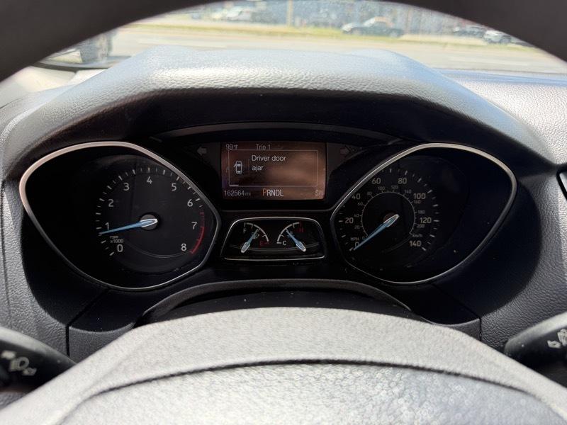 Ford Focus SE Sedan 2015