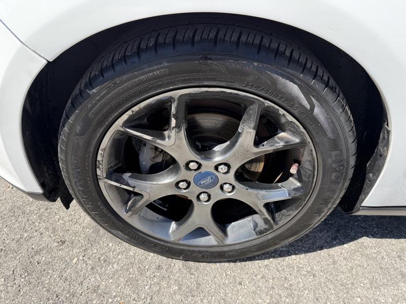 Ford Focus SE Sedan 2014