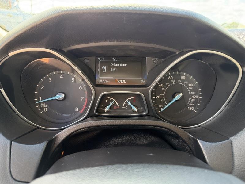 Ford Focus SE Sedan 2015