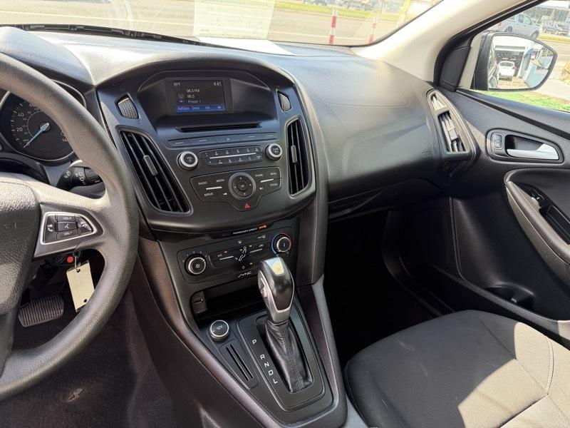Ford Focus SE Sedan 2015