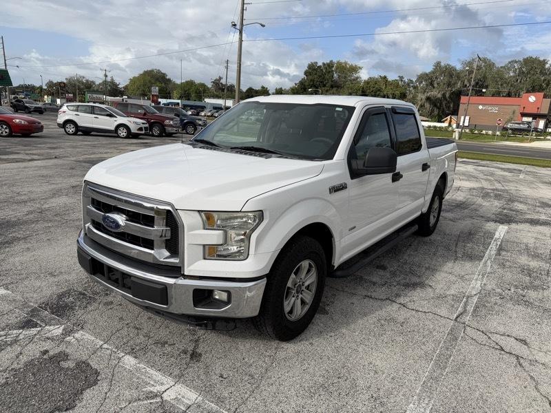 Ford F-150 2WD SuperCrew 139" XLT 2016