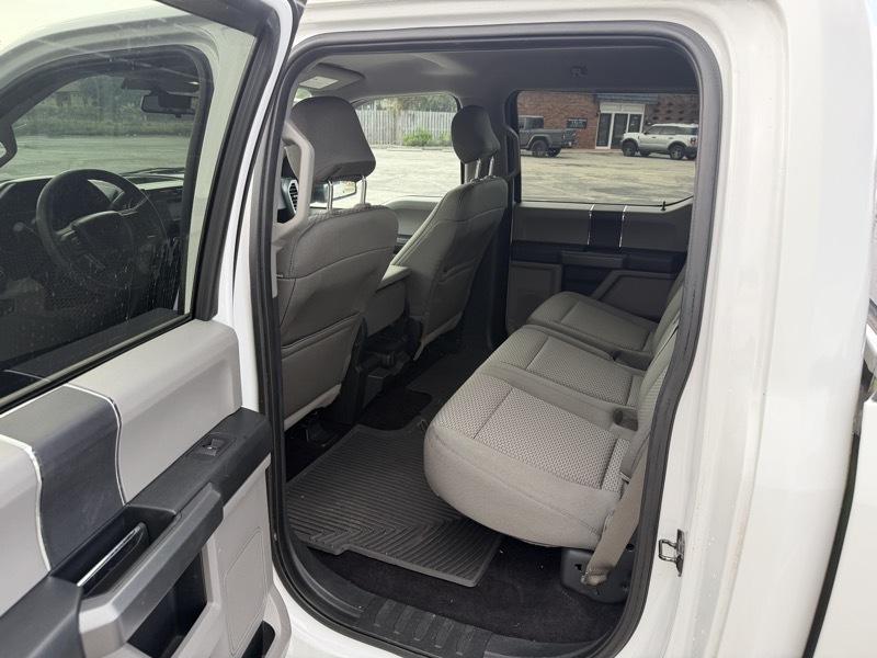 Ford F-150 2WD SuperCrew 139" XLT 2016