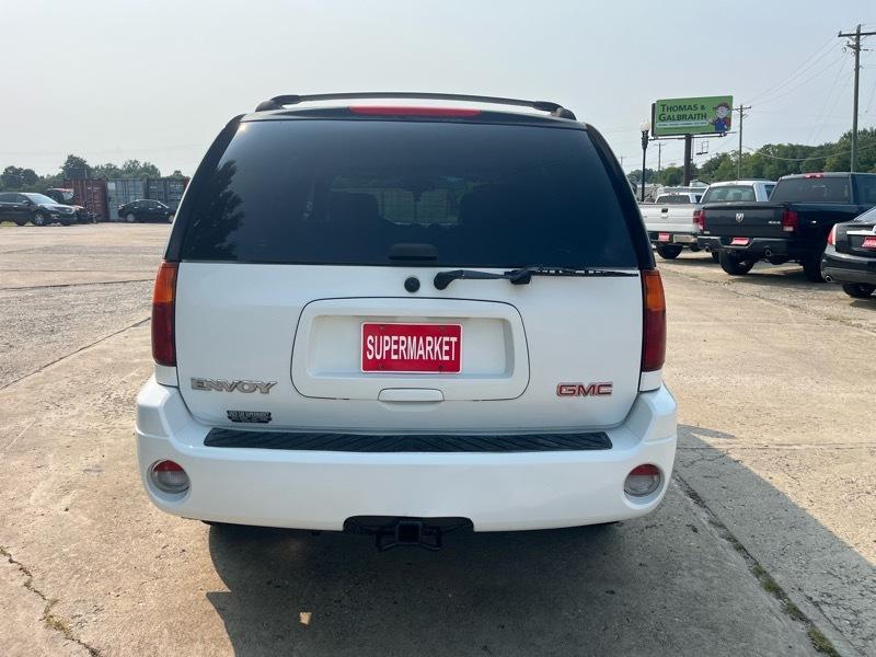 GMC Envoy  2004