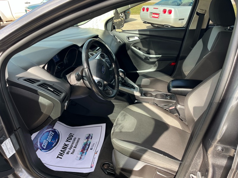 Ford Focus SE Sedan 2012 Ford Focus SE Sedan 2012