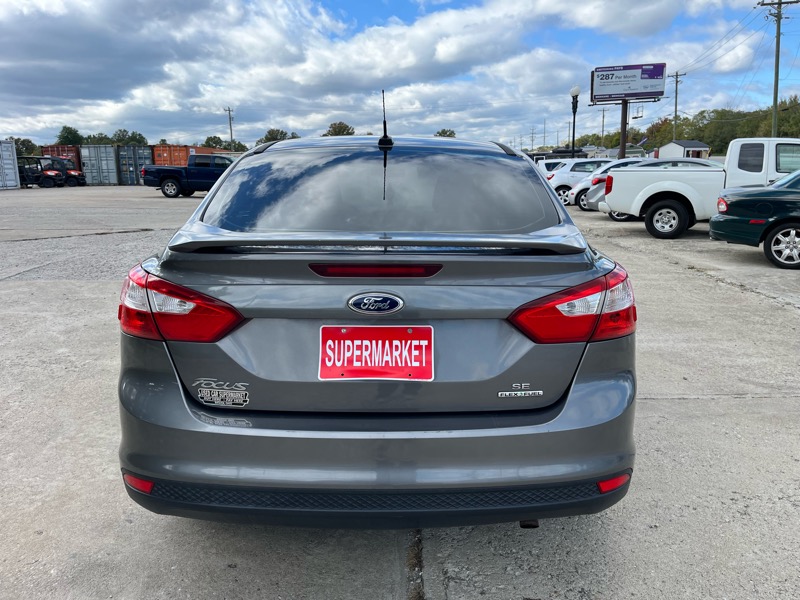Ford Focus SE Sedan 2012 Ford Focus SE Sedan 2012