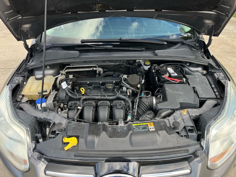 Ford Focus SE Sedan 2012 Ford Focus SE Sedan 2012