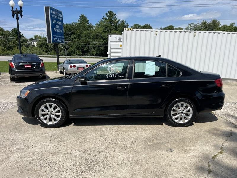 Volkswagen Jetta  2011