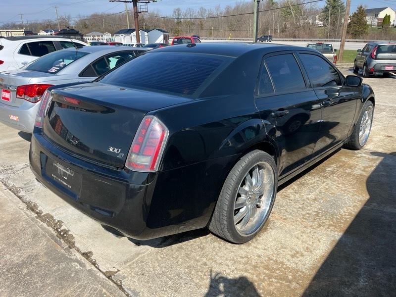 Chrysler 300  2014