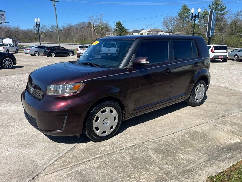 Scion xB  2010