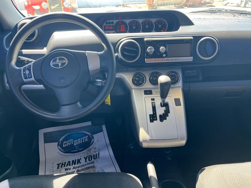 Scion xB  2010