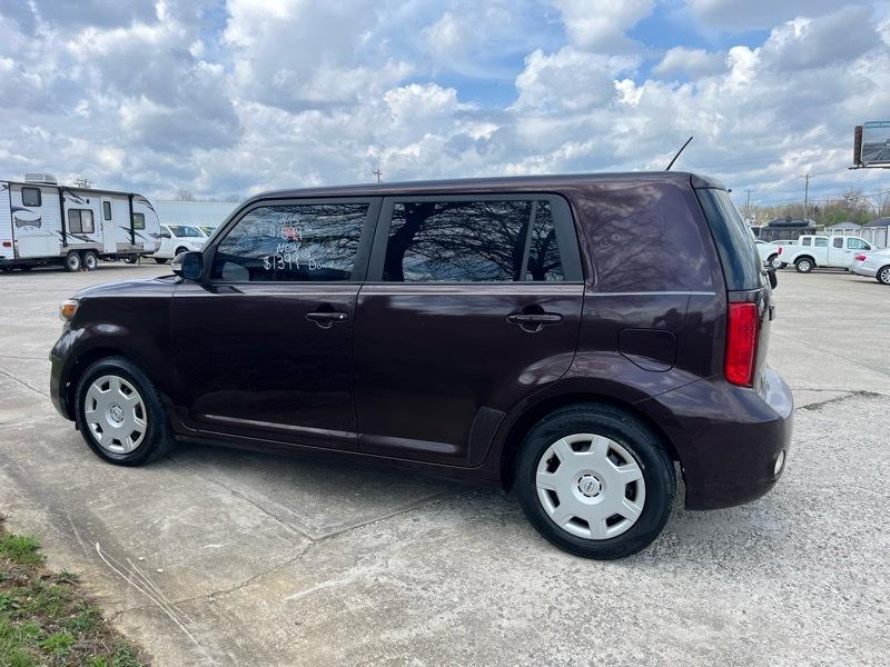 Scion xB  2010