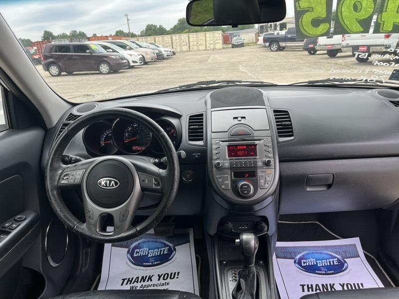 Kia Soul + 2011