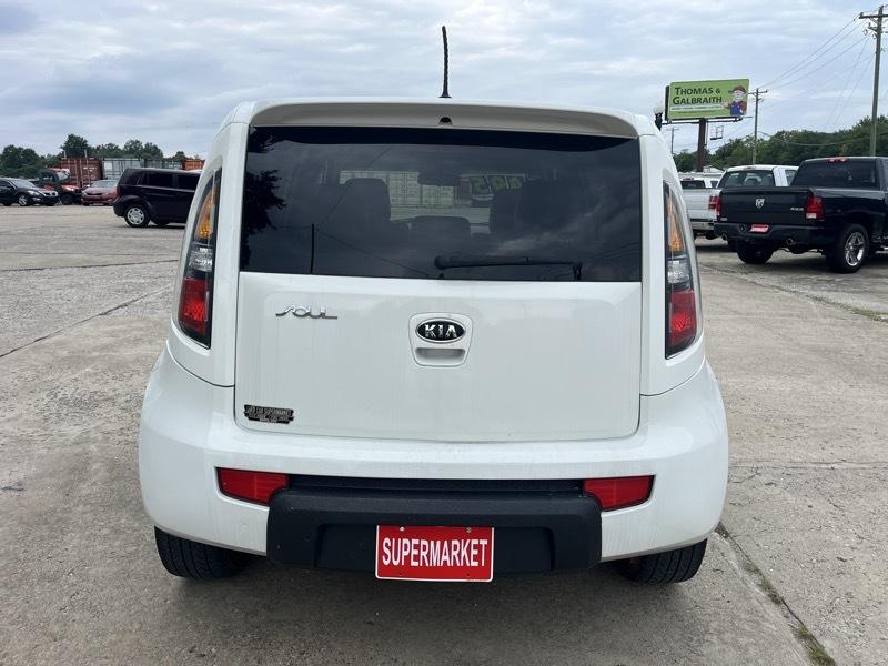 Kia Soul + 2011
