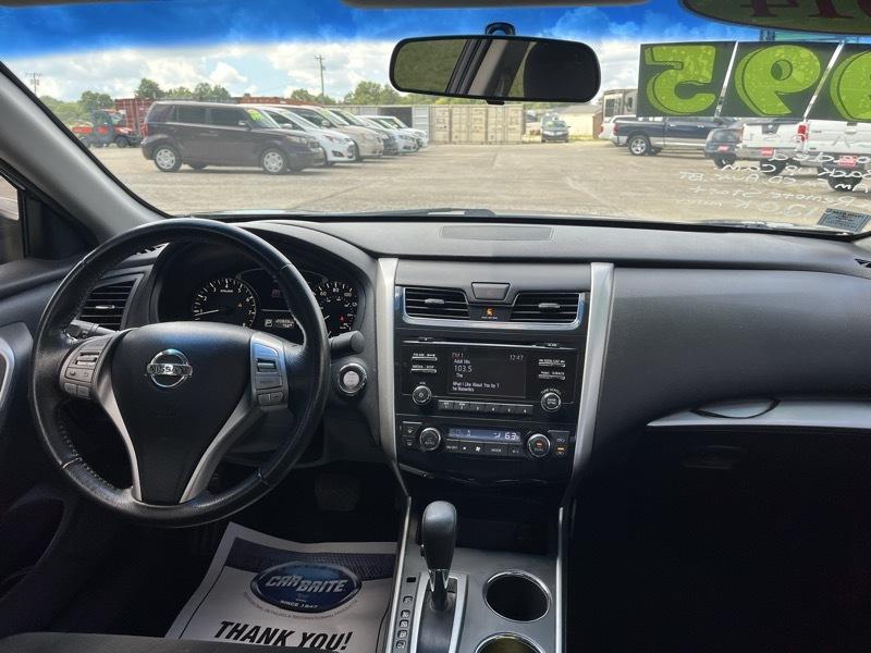 Nissan Altima  2015