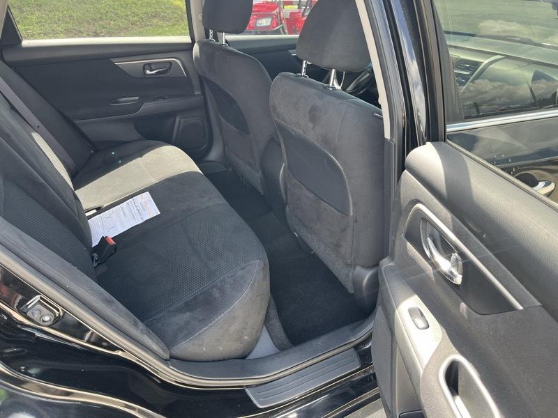 Nissan Altima  2015