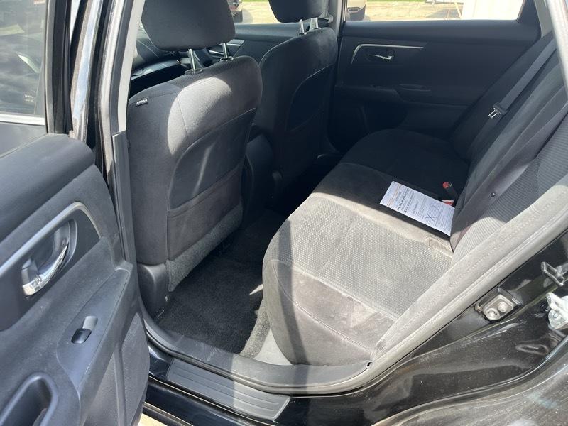 Nissan Altima  2015