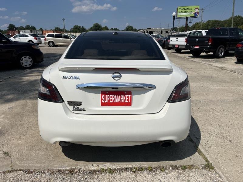 Nissan Maxima  2012