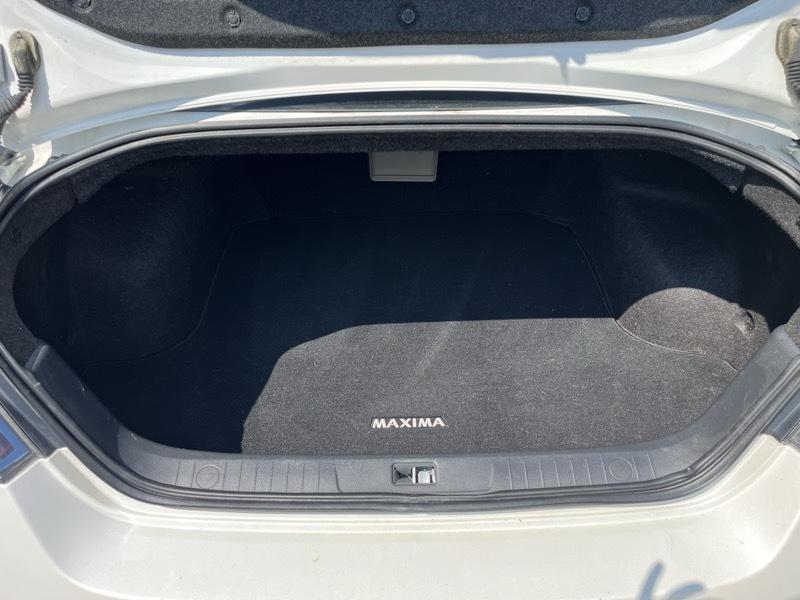 Nissan Maxima  2012