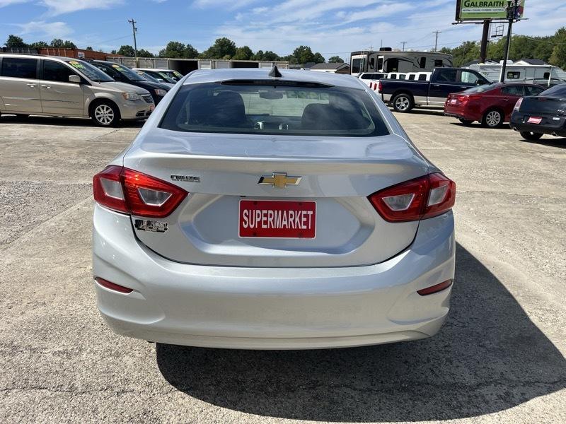 Chevrolet Cruze  2018