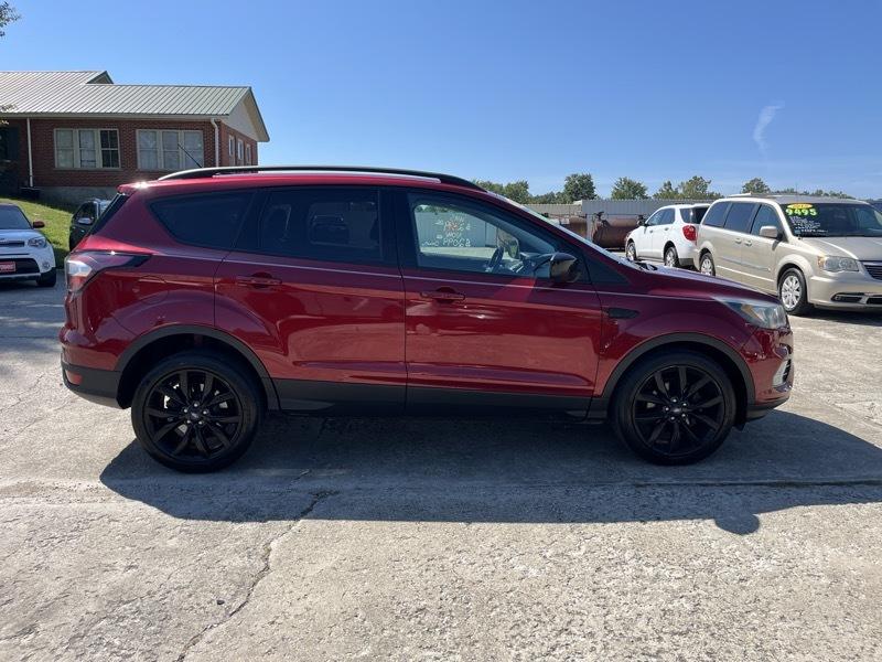 Ford Escape  2017