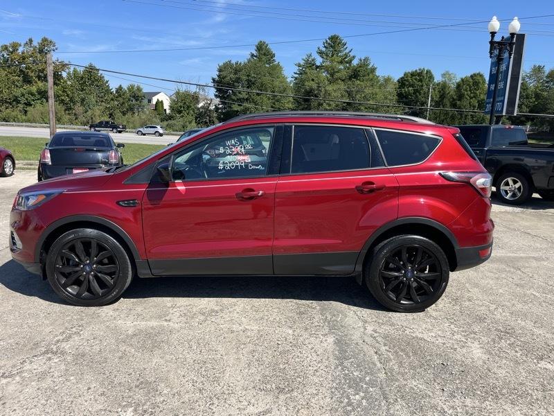 Ford Escape  2017