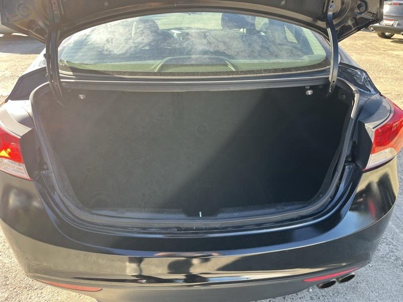Hyundai Elantra  2013