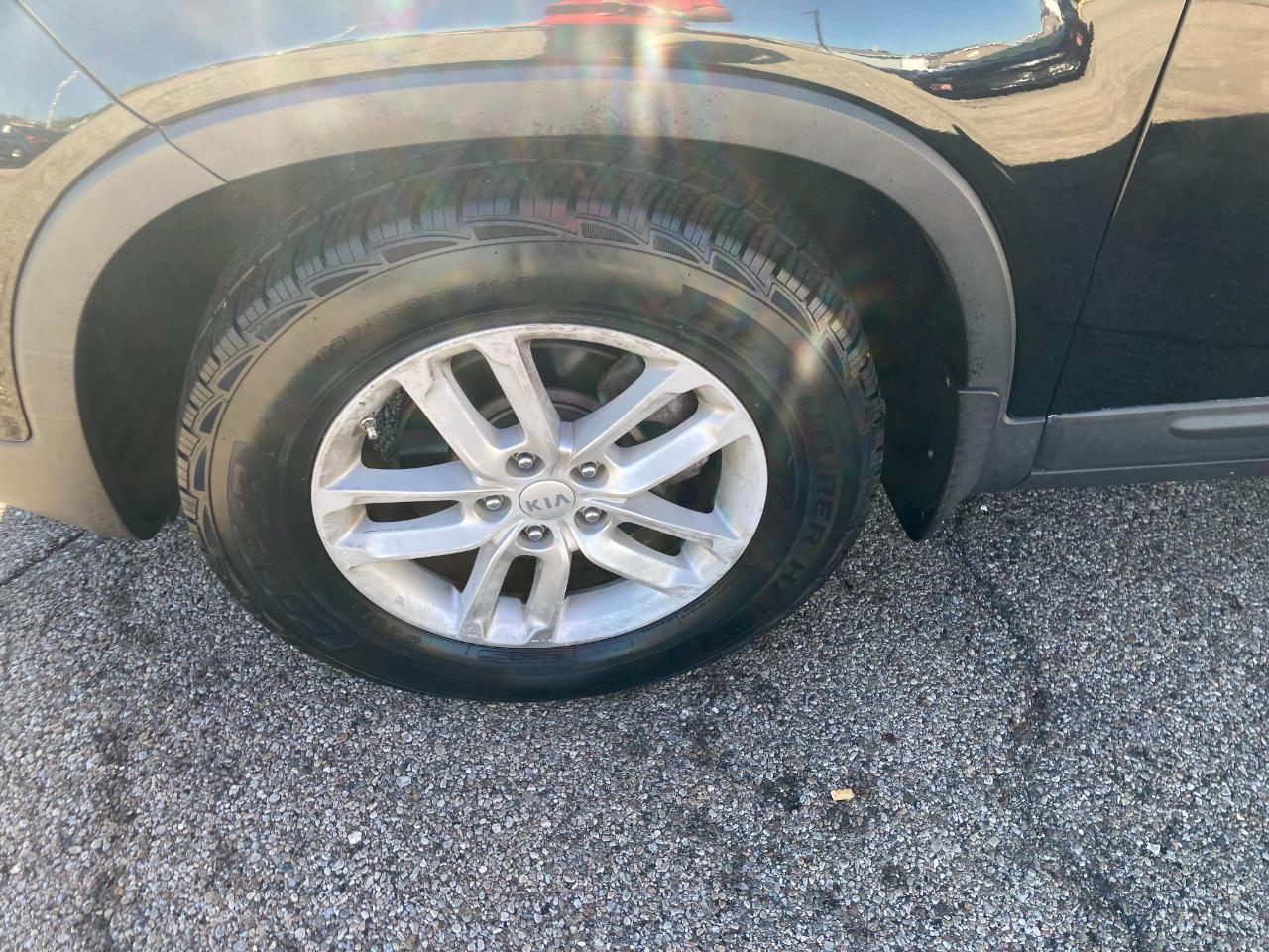 Kia Sorento 2WD 4dr I4 LX 2015