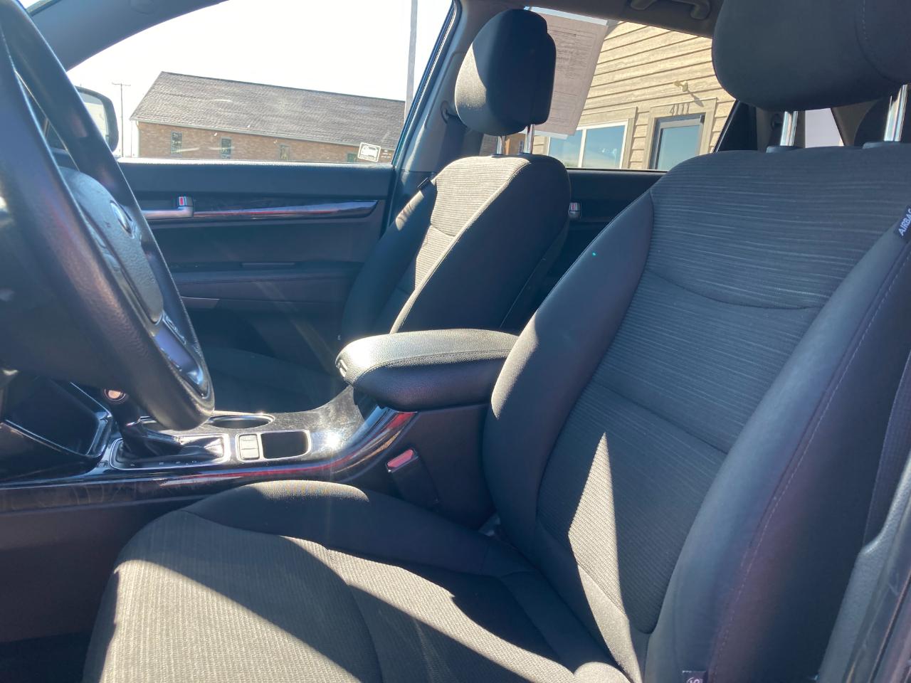 Kia Sorento 2WD 4dr I4 LX 2015
