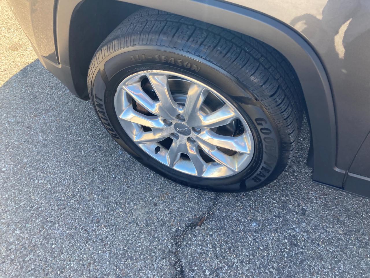 Jeep Cherokee 4WD 4dr Limited 2015