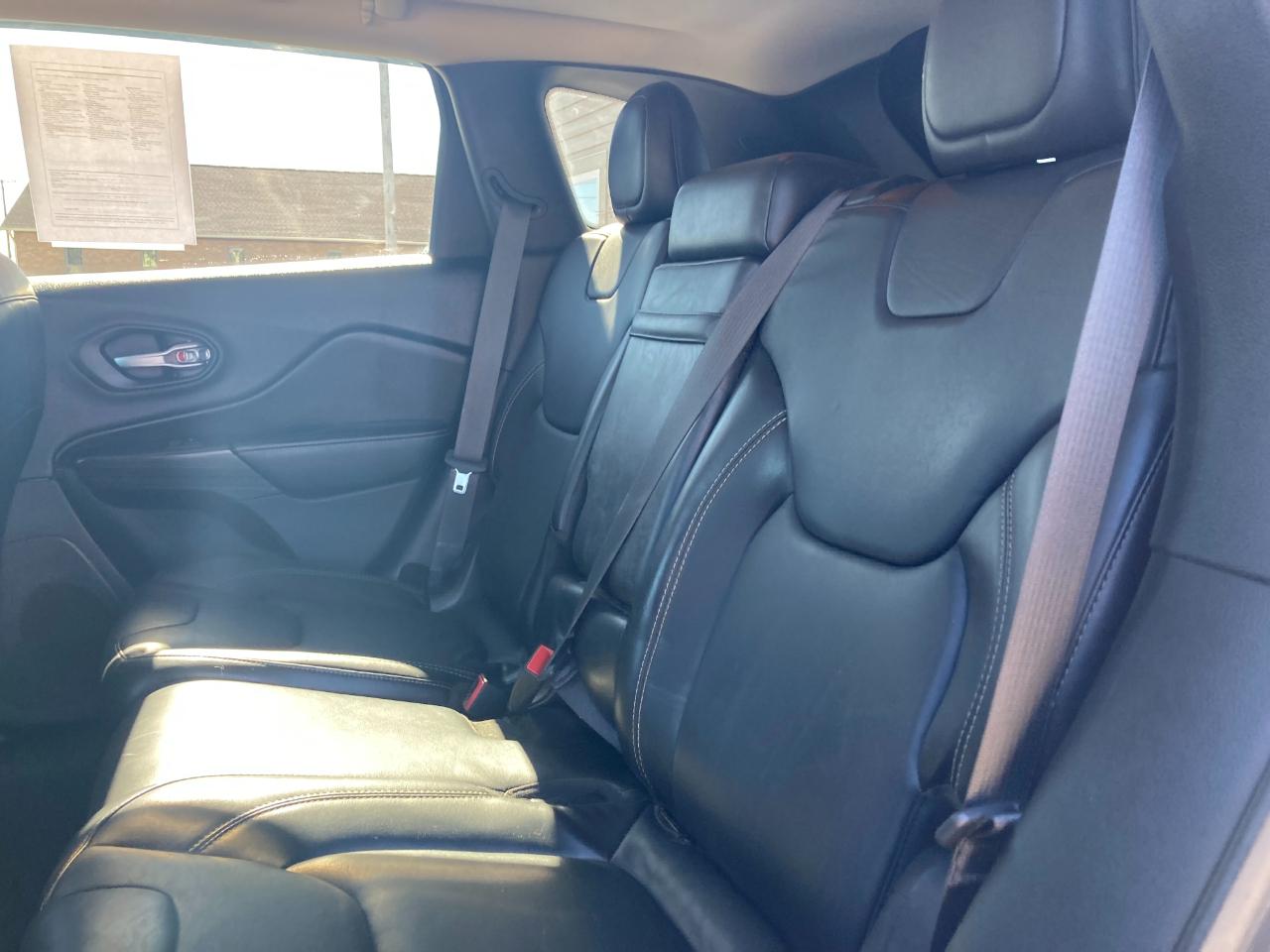 Jeep Cherokee 4WD 4dr Limited 2015