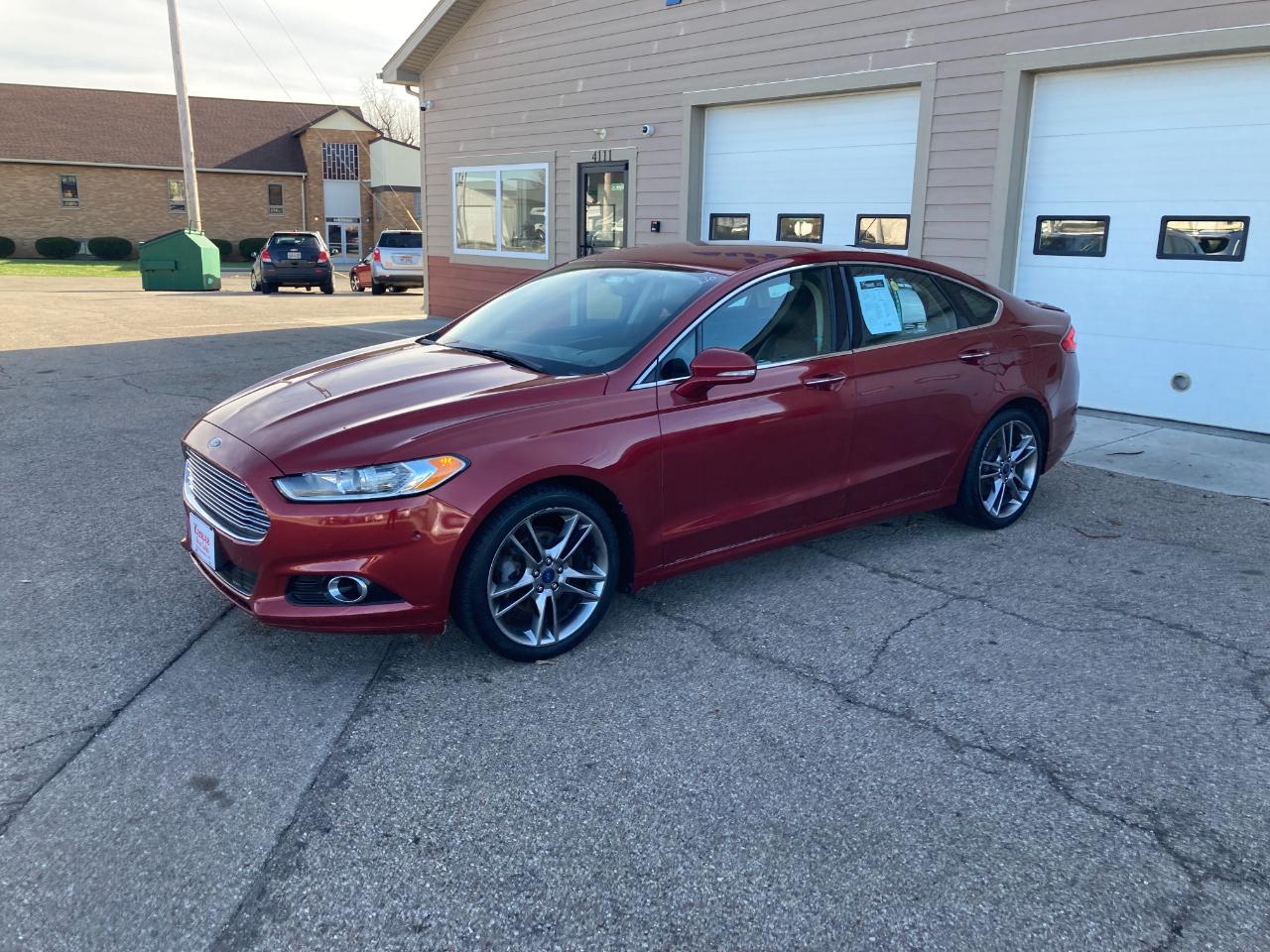 Ford Fusion 4dr Sdn Titanium FWD 2014