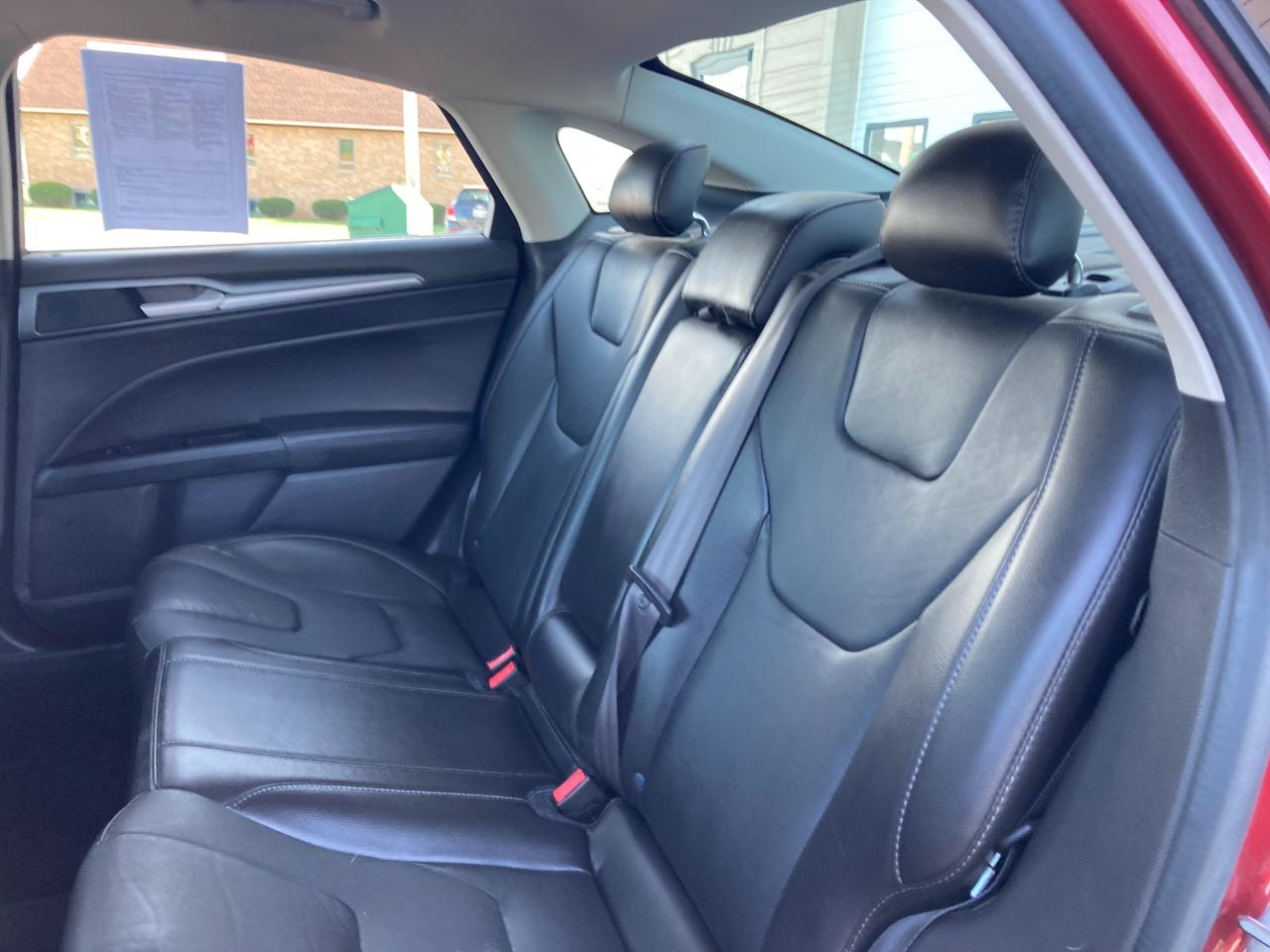 Ford Fusion 4dr Sdn Titanium FWD 2014