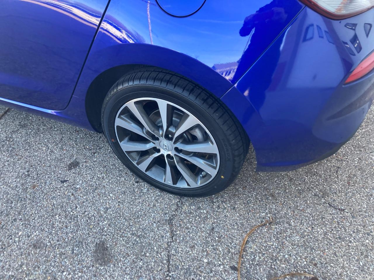 Hyundai Elantra GT Auto 2019