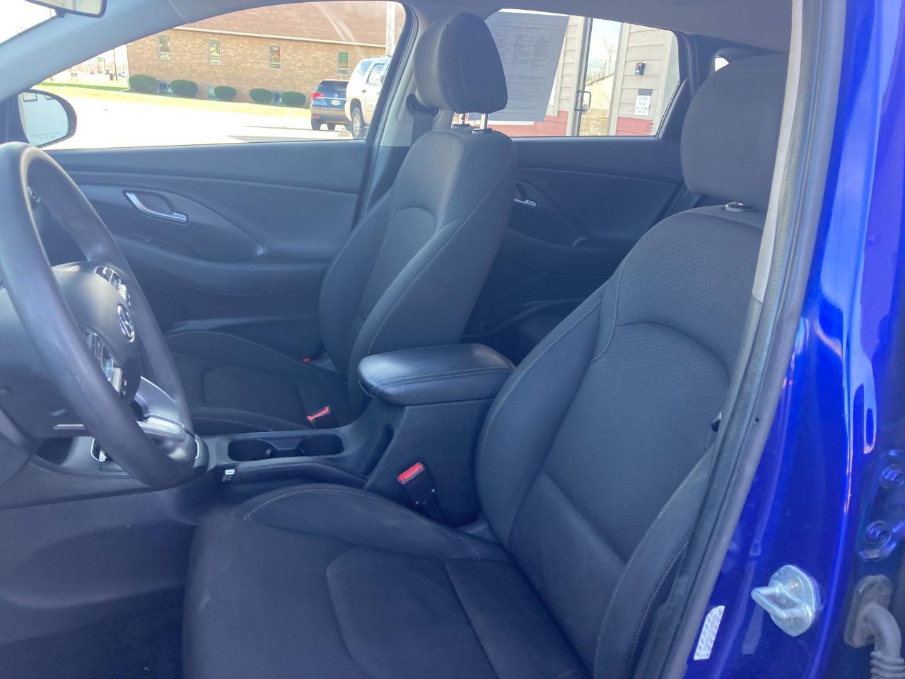 Hyundai Elantra GT Auto 2019