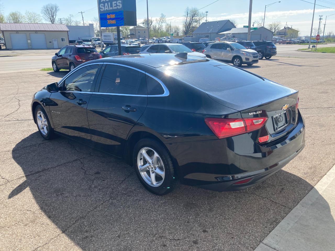 Chevrolet Malibu 4dr Sdn LS w/1LS 2018