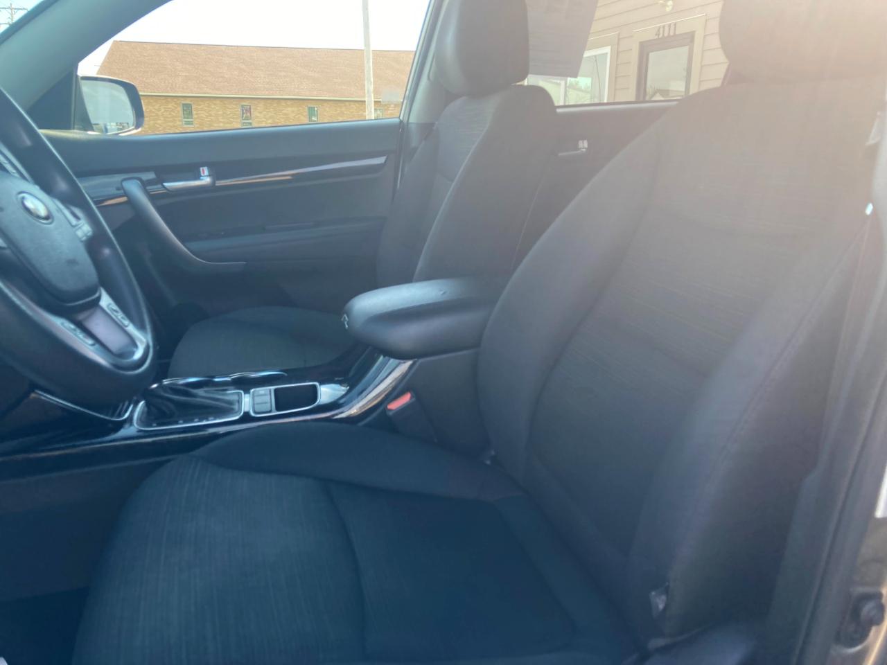 Kia Sorento AWD 4dr I4 LX 2015