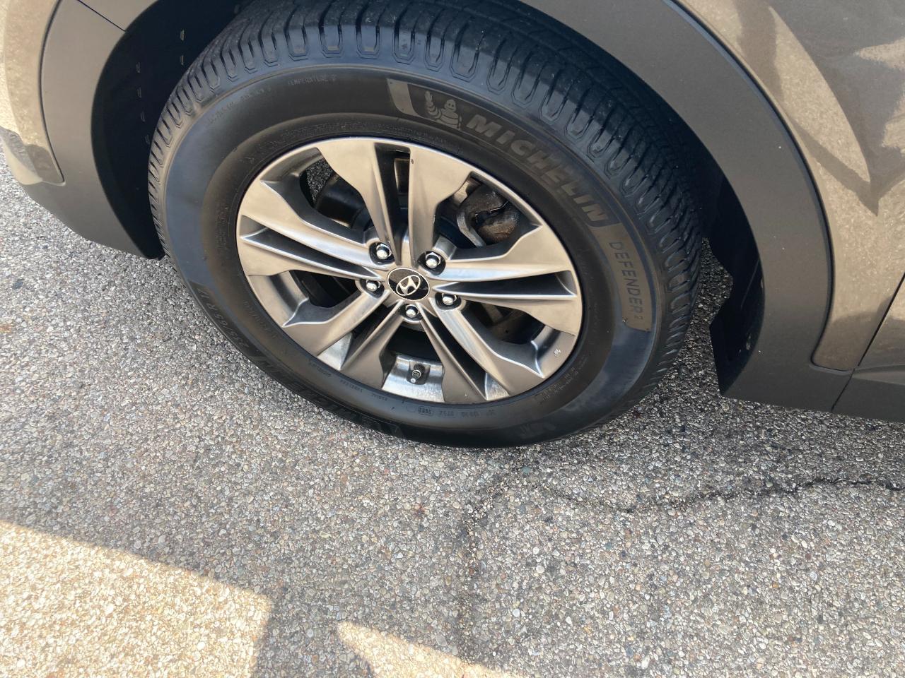 Hyundai Santa Fe Sport AWD 4dr 2.4 2014