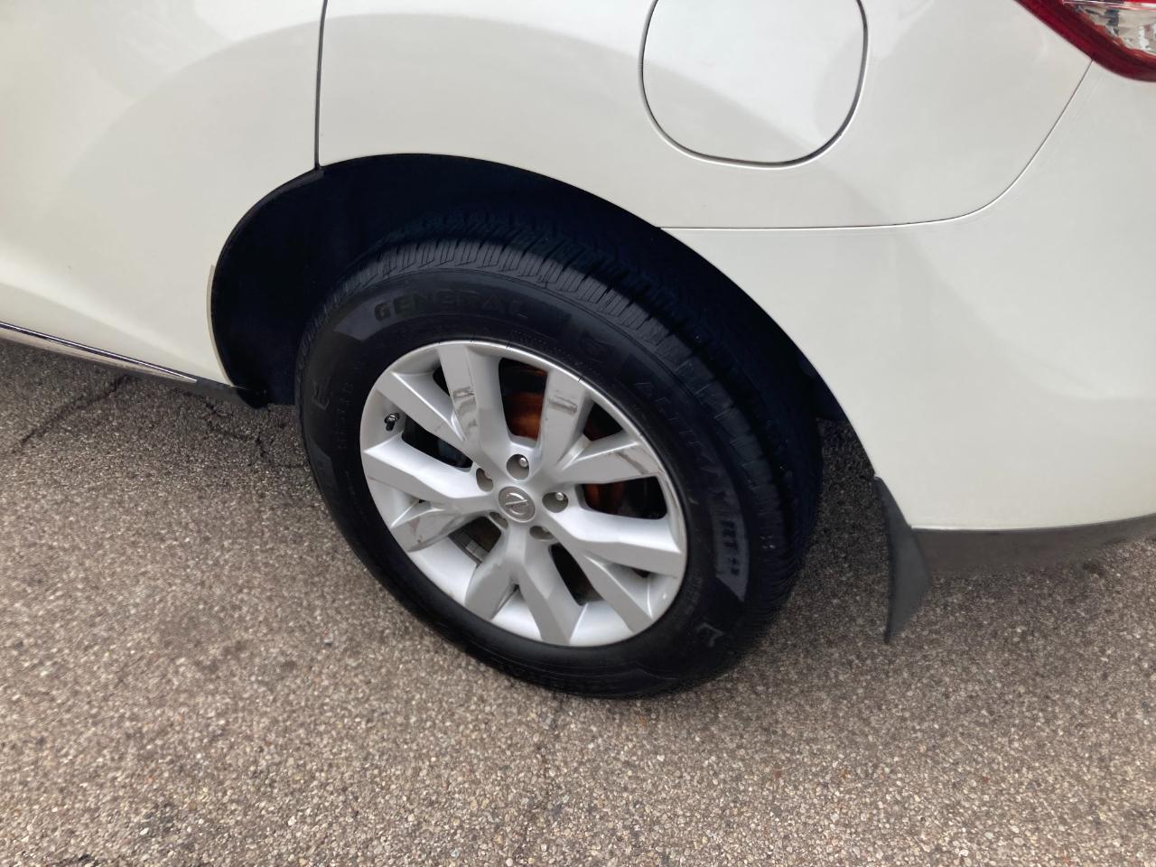 Nissan Murano AWD 4dr SL 2012