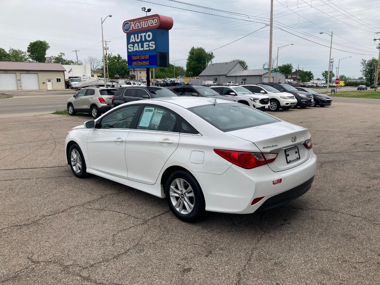 Hyundai Sonata 4dr Sdn 2.4L Auto GLS 2014