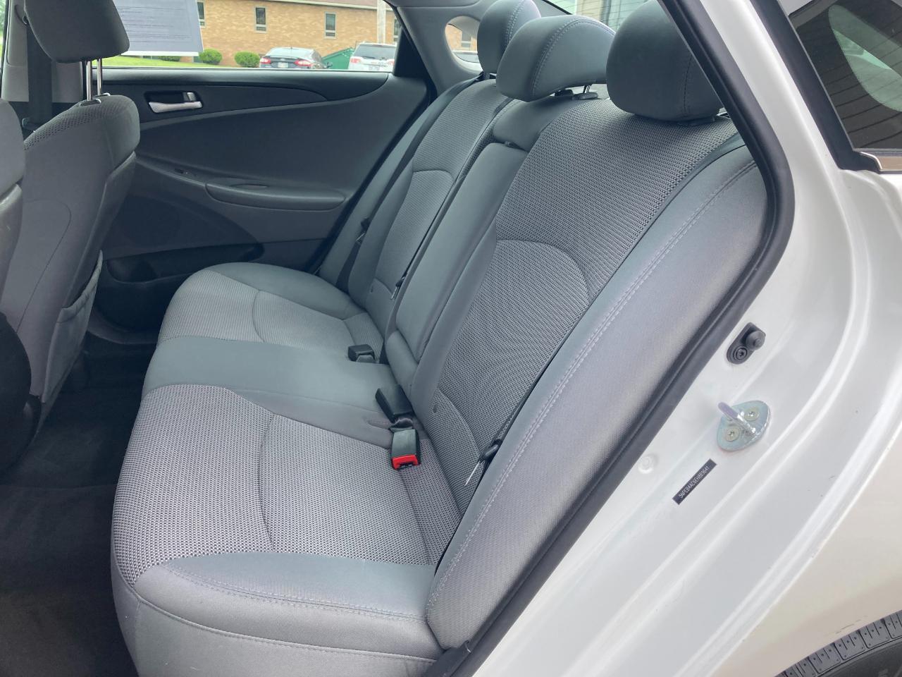 Hyundai Sonata 4dr Sdn 2.4L Auto GLS 2014