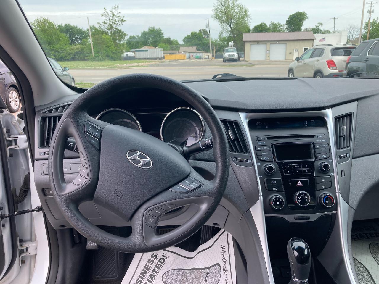 Hyundai Sonata 4dr Sdn 2.4L Auto GLS 2014