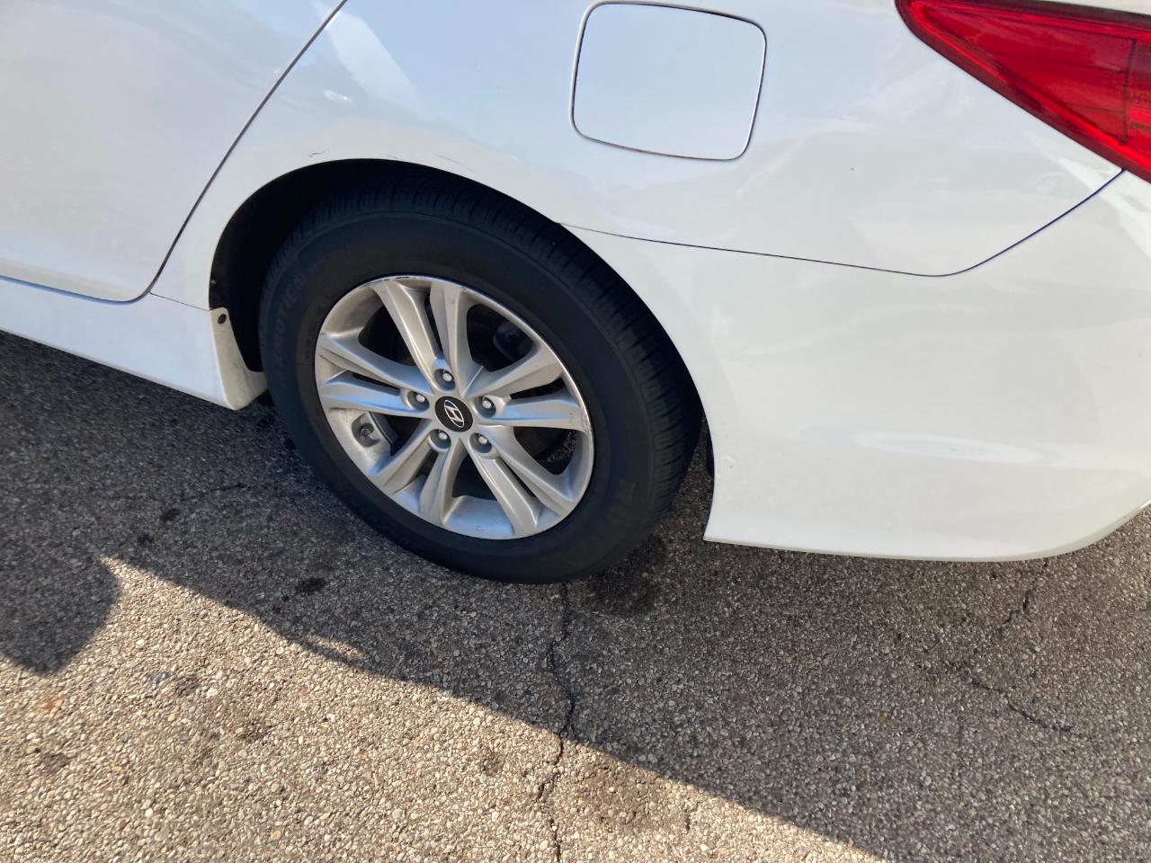 Hyundai Sonata 4dr Sdn 2.4L Auto GLS 2014