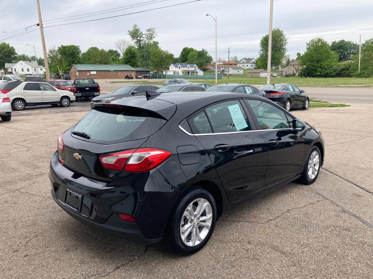 Chevrolet Cruze 4dr HB LT 2019