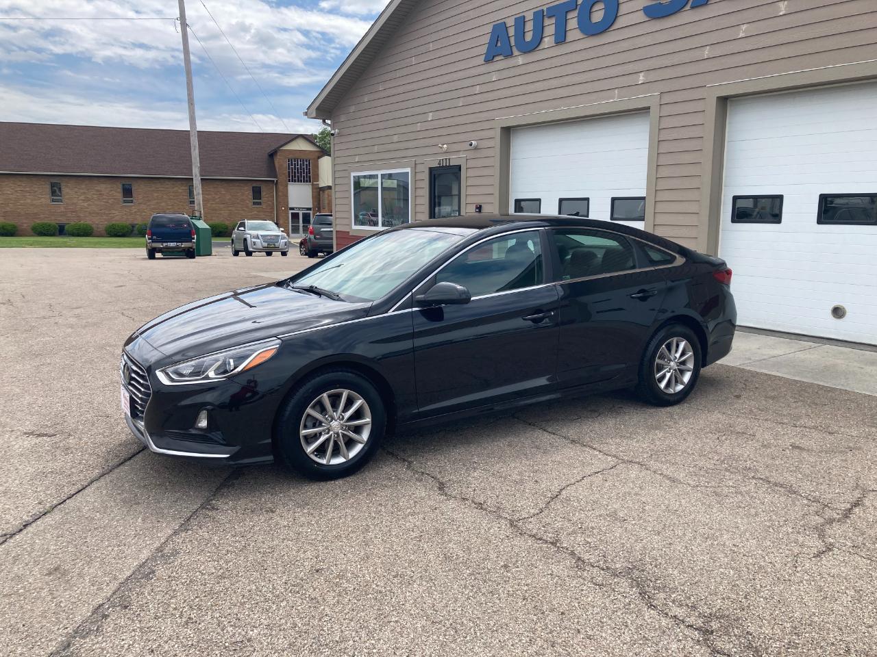 Hyundai Sonata SE 2.4L 2019