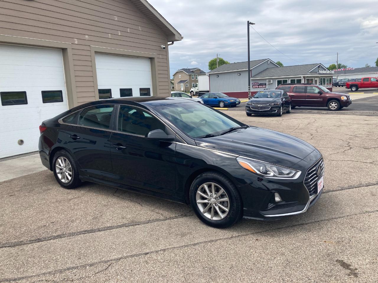 Hyundai Sonata SE 2.4L 2019