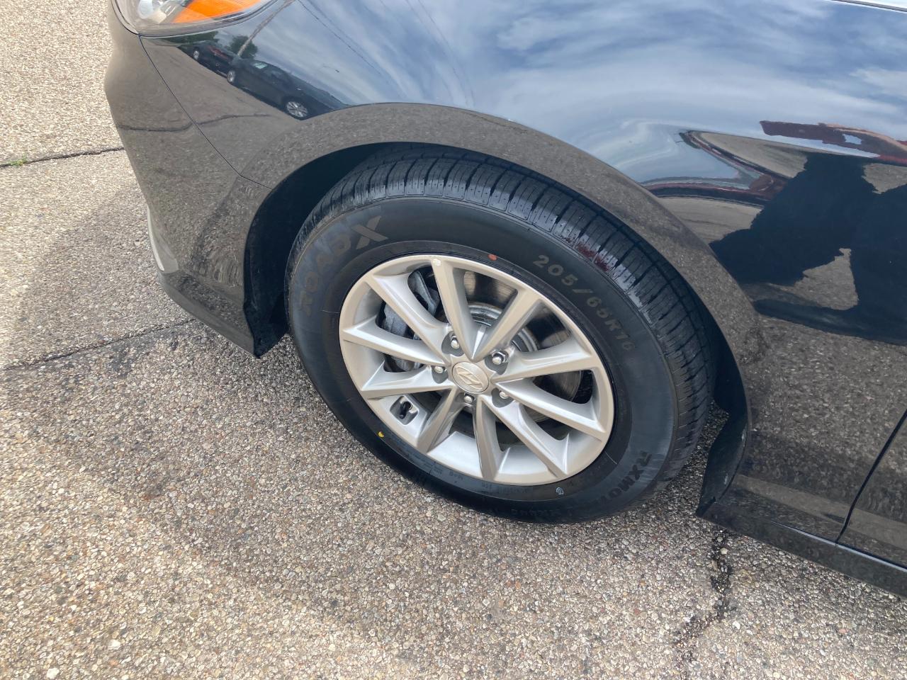 Hyundai Sonata SE 2.4L 2019