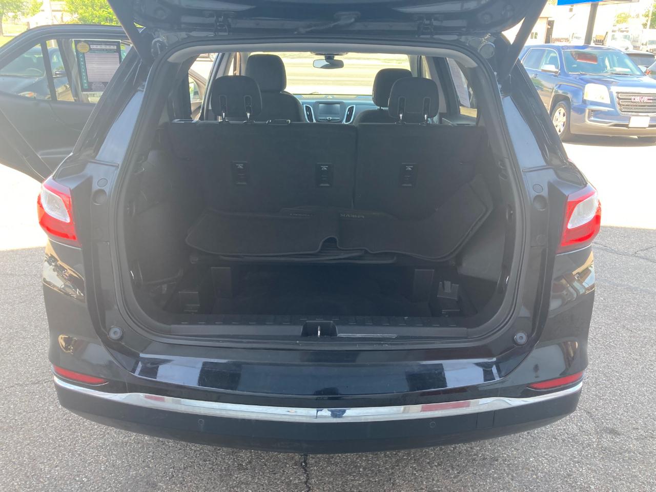 Chevrolet Equinox AWD 4dr LT w/1LT 2018