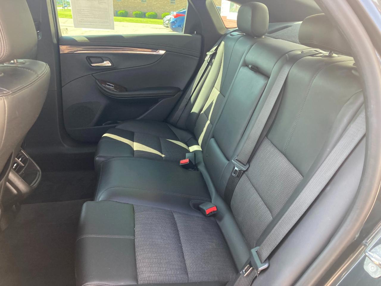 Chevrolet Impala 4dr Sdn LT w/2LT 2015